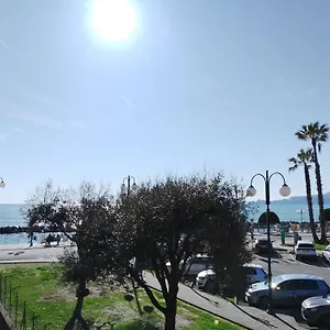 Incantevole Davanti Al Mare, Appartamento